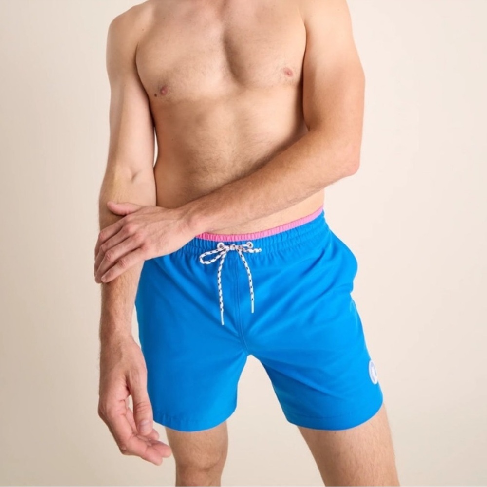 Chubbies Mens Classic 5.5” Mesh Brief-lined Stretch Swim Trunks The Sea Salts XL